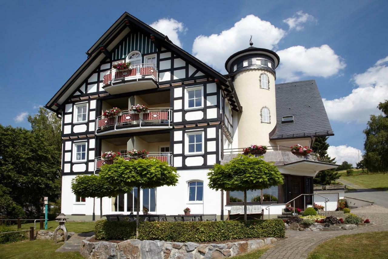 Pension Und Ferienwohnung Schuette Schmallenberg Exterior photo